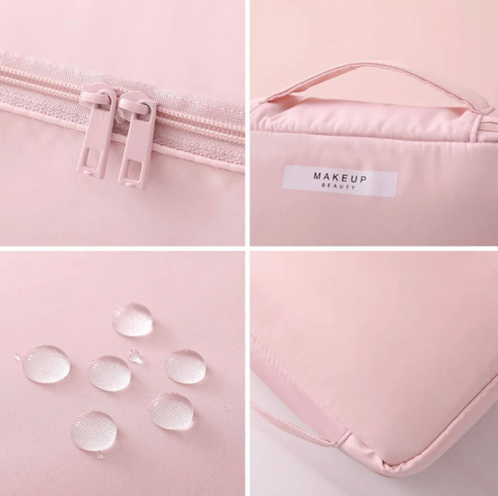 It Girl Travel Bag